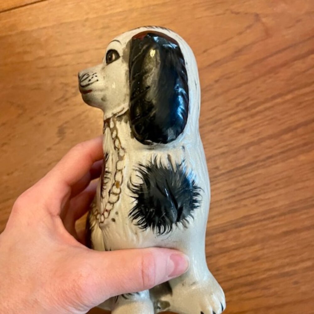 Vintage Staffordshire Blk & Wht Spaniel Dog Figurine - Picture 6 of 11